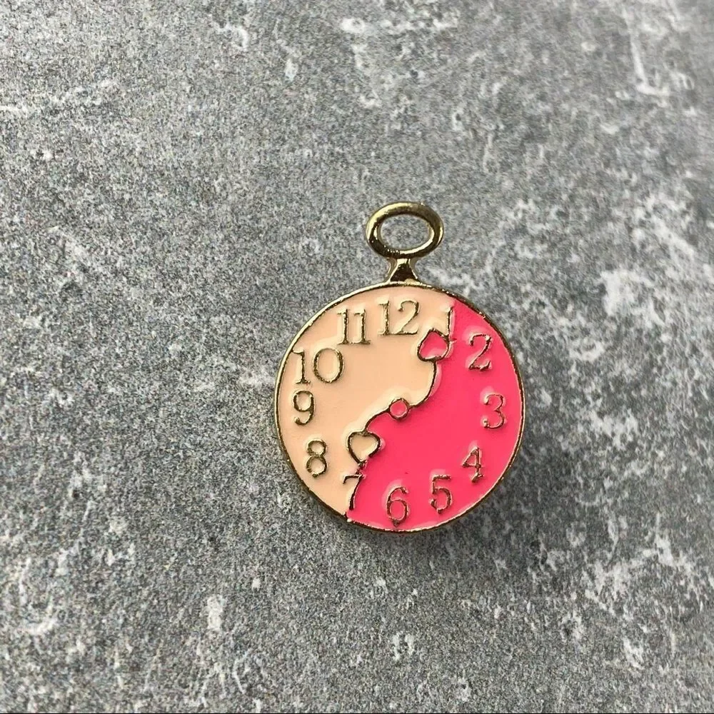Clock Alice in Wonderland Collection Enamel Pin